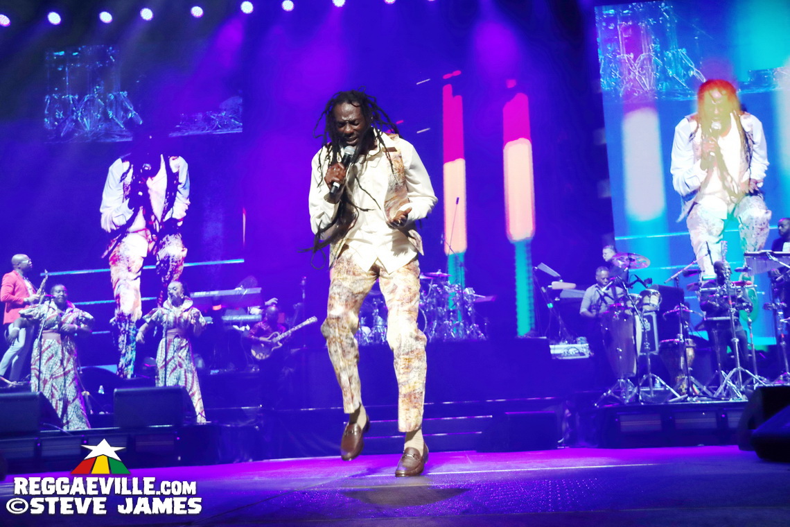 Buju Banton with DJ Khaled, Wayne Wonder & Gramps Morgan