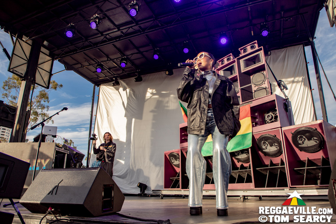 Stonebwoy, Mystic Marley, Blaq Pages