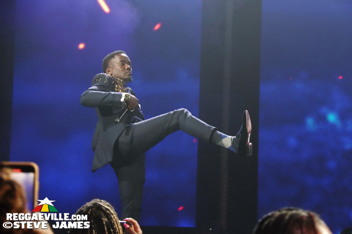 Shaggy, Wyclef Jean, Stephen McGregor, Dexta Daps...