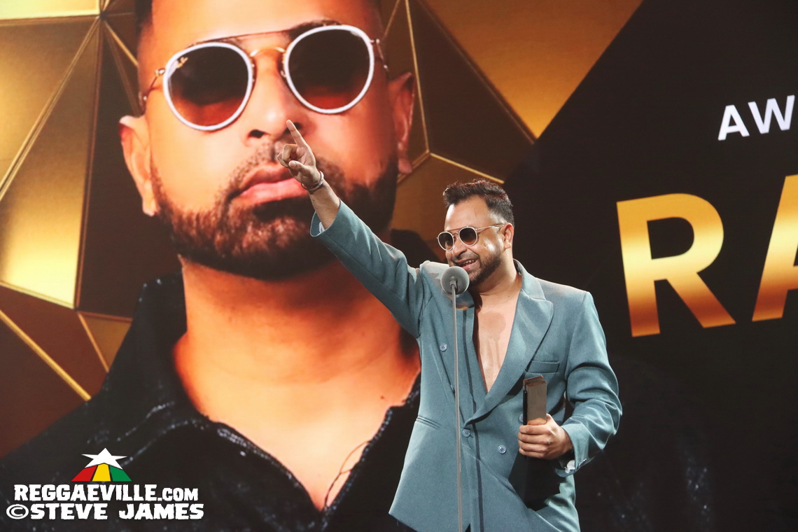 Shaggy, Wyclef Jean, Stephen McGregor, Dexta Daps...