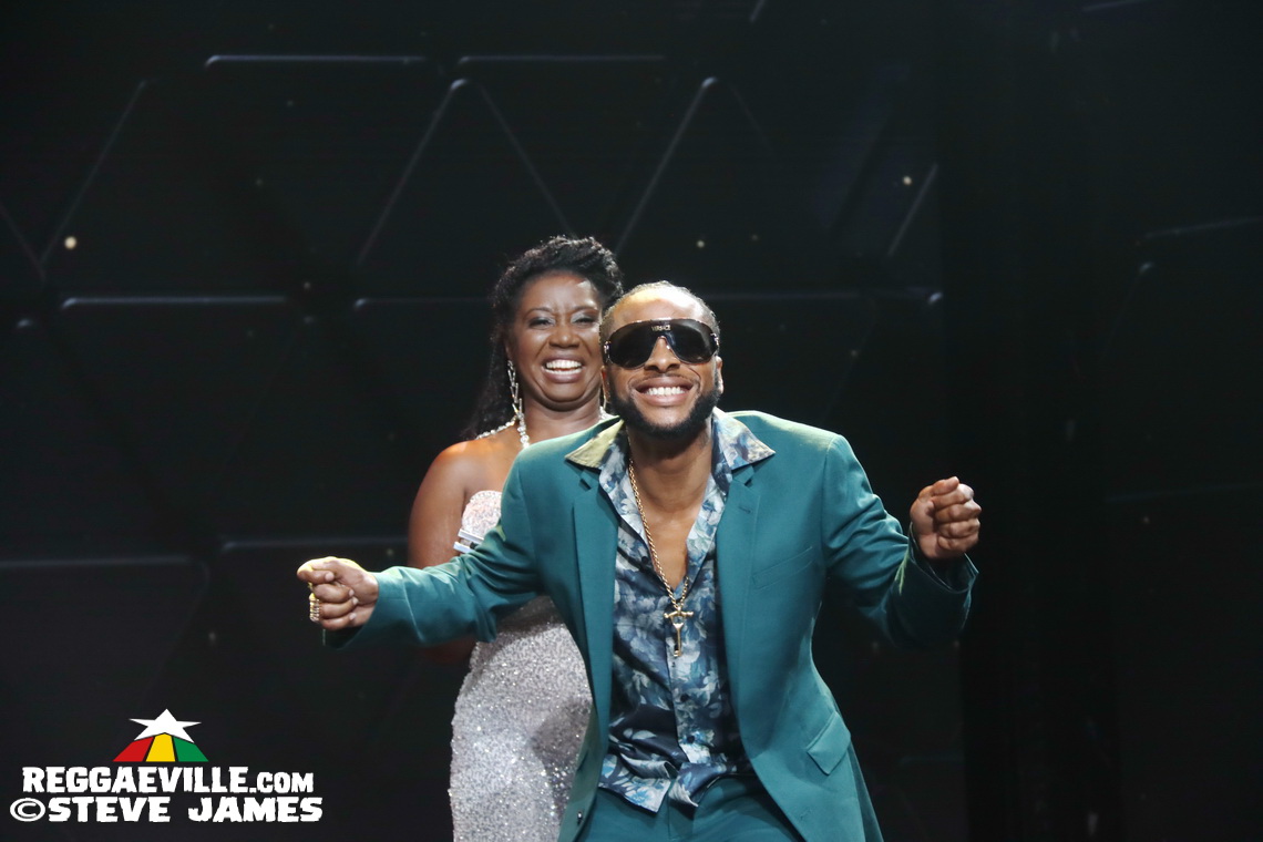 Shaggy, Wyclef Jean, Stephen McGregor, Dexta Daps...