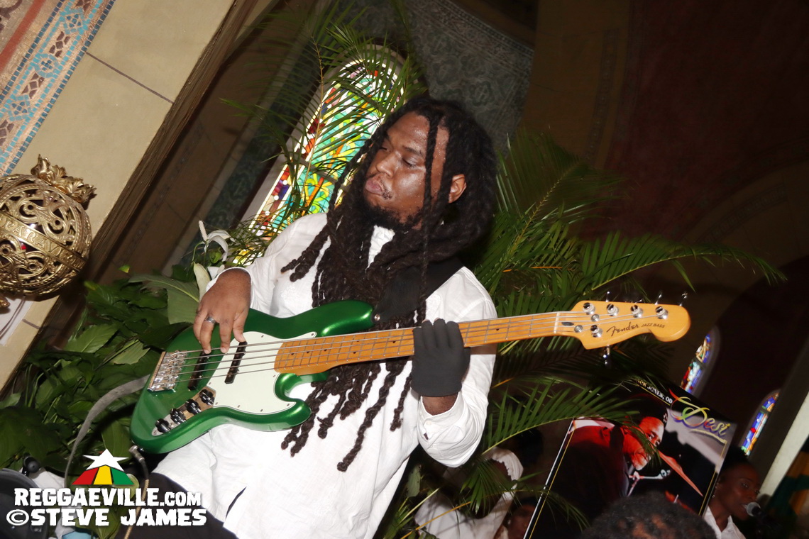 Ernest Ranglin, Lloyd Parks, Wayne Armond, Mutabaruka