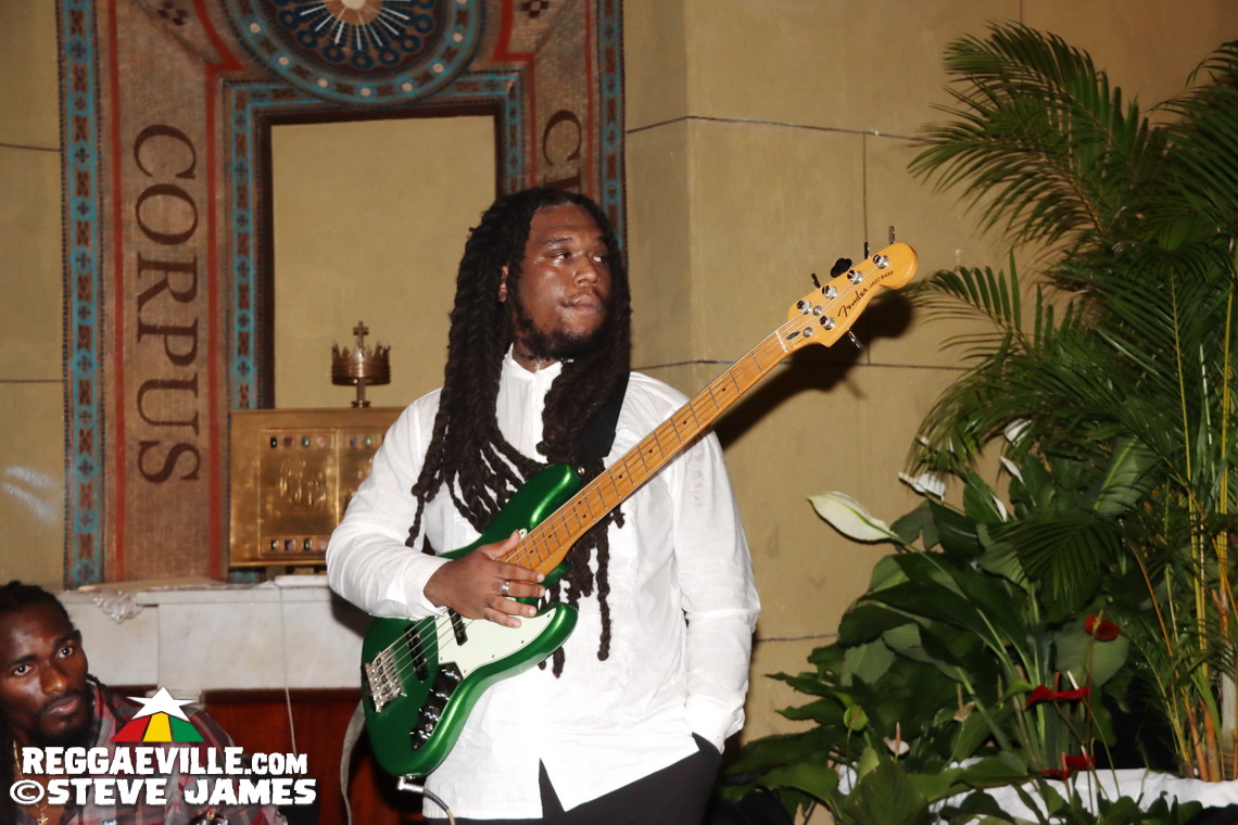 Dean Fraser, Duane Stephenson, Olivia 'Babsy' Grange