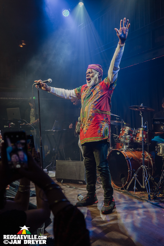 Eek-A-Mouse, Little Roy