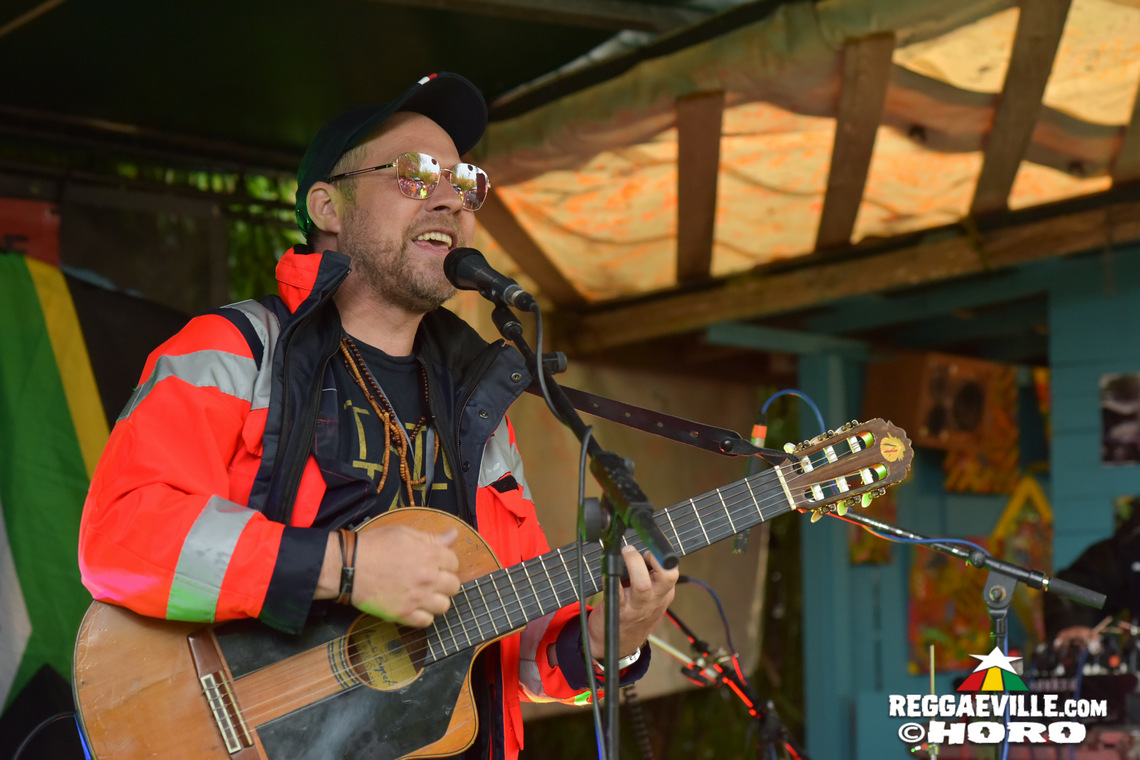 Teacha Dee & Don Tippa, Singing Gold, Mellow Mark, Big Mama Sound