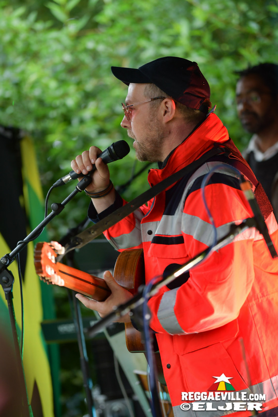 Teacha Dee & Don Tippa, Singing Gold, Mellow Mark, Big Mama Sound