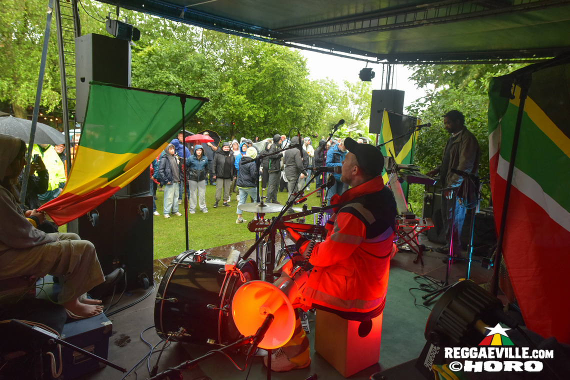 Teacha Dee & Don Tippa, Singing Gold, Mellow Mark, Big Mama Sound