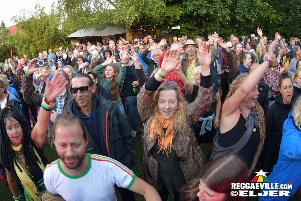 Teacha Dee & Don Tippa, Singing Gold, Mellow Mark, Big Mama Sound