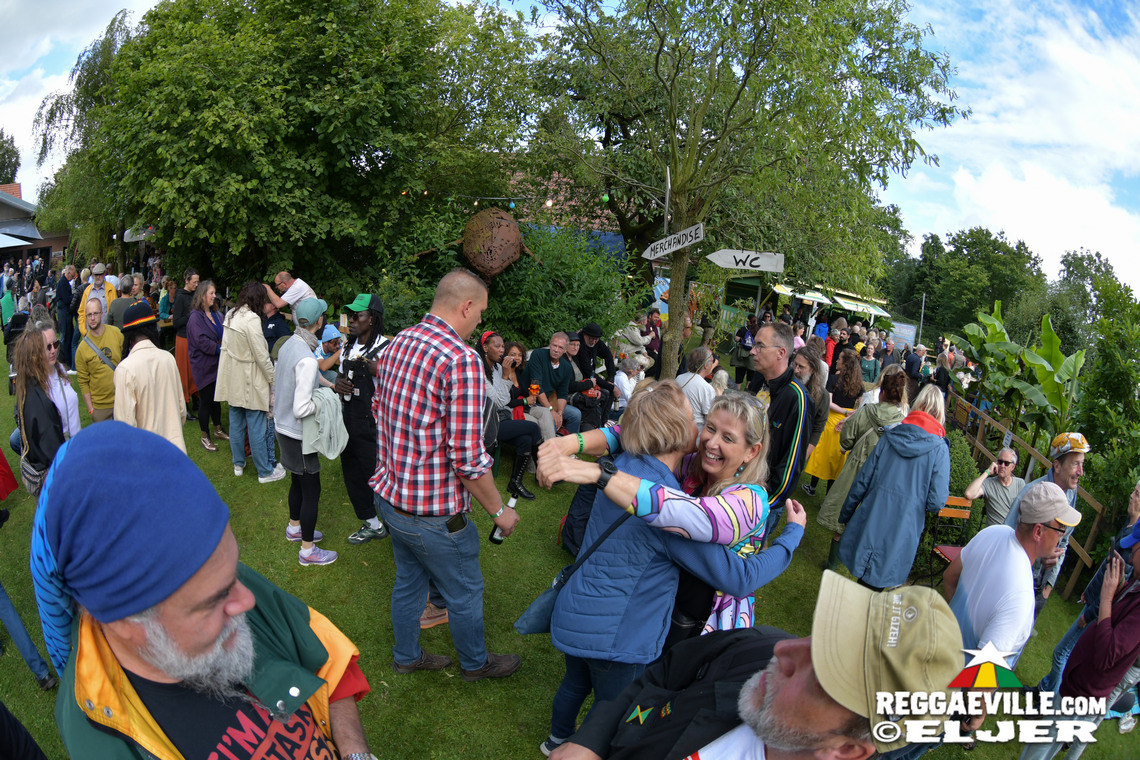 Teacha Dee & Don Tippa, Singing Gold, Mellow Mark, Big Mama Sound