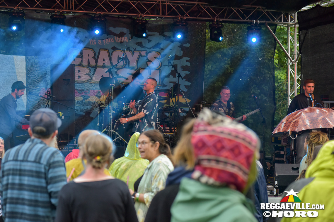 Sista Gracy feat. Teacha Dee, Don Tippa & Joel Kush, Schwarzpaul