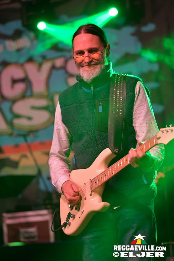 Sista Gracy feat. Teacha Dee, Don Tippa & Joel Kush, Schwarzpaul