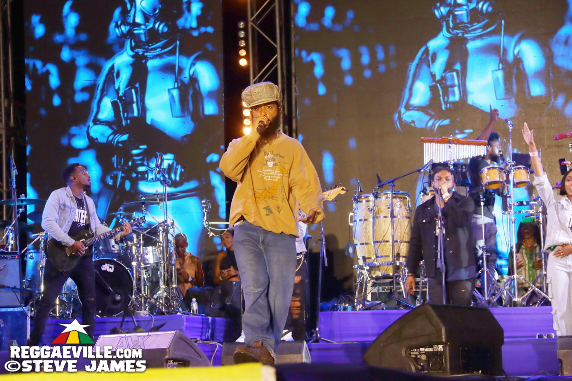 Agent Sasco, Professor Nuts, Glacia Robinson, Lila Iké