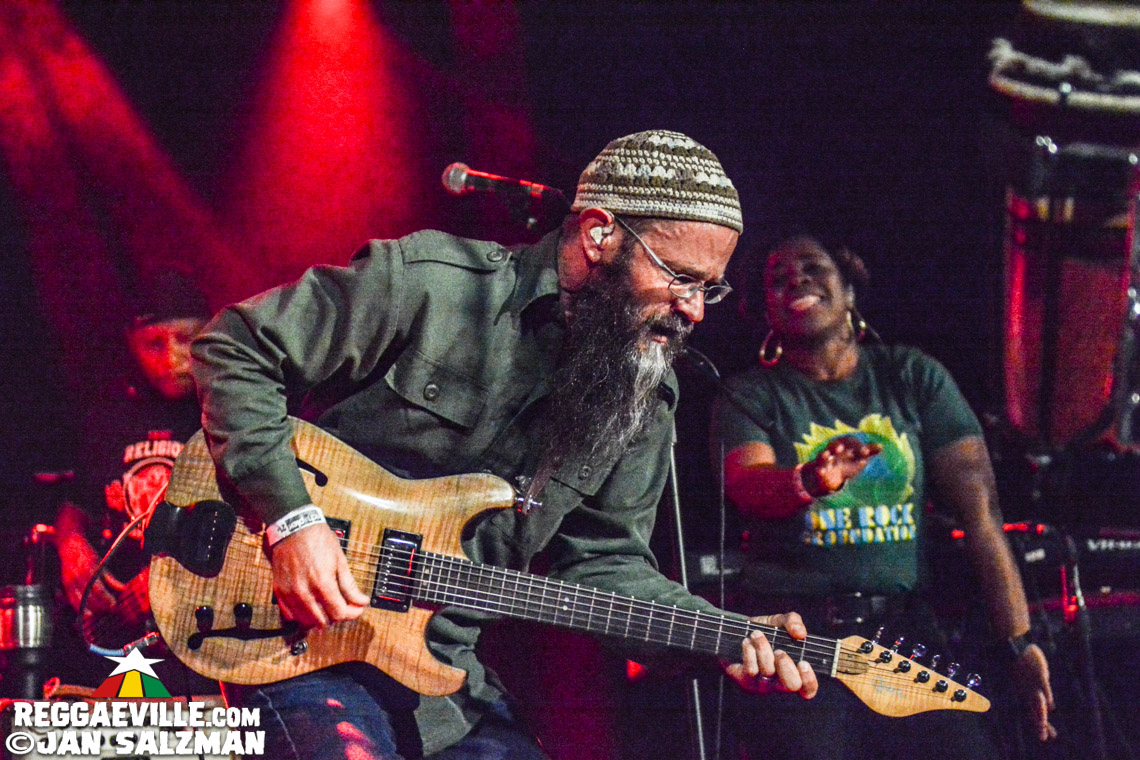 Groundation, E.N Young & Imperial Sound