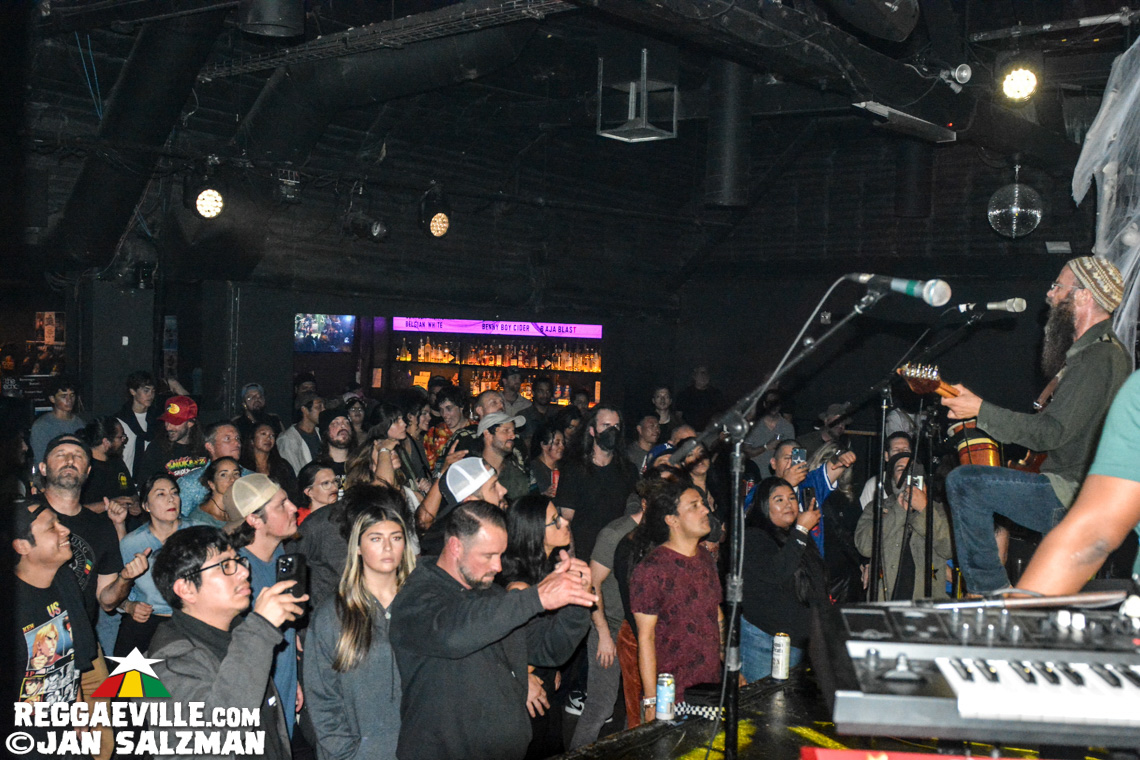 Groundation, E.N Young & Imperial Sound