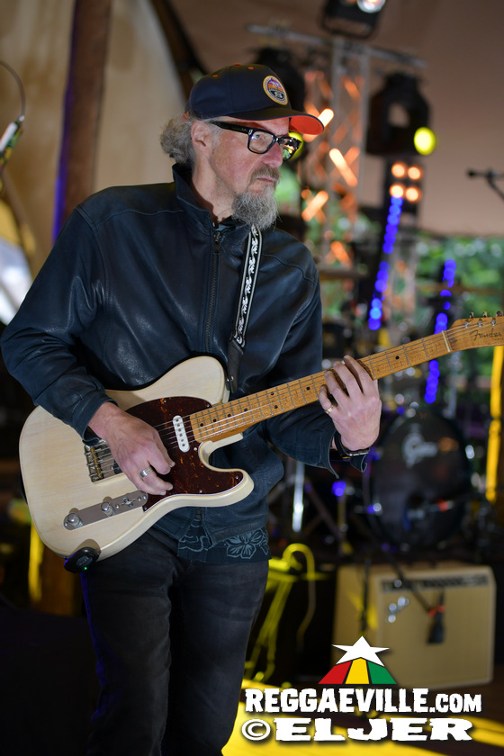 Irie Miah & The Massive Vibes, Sheriff's Soundpatrol