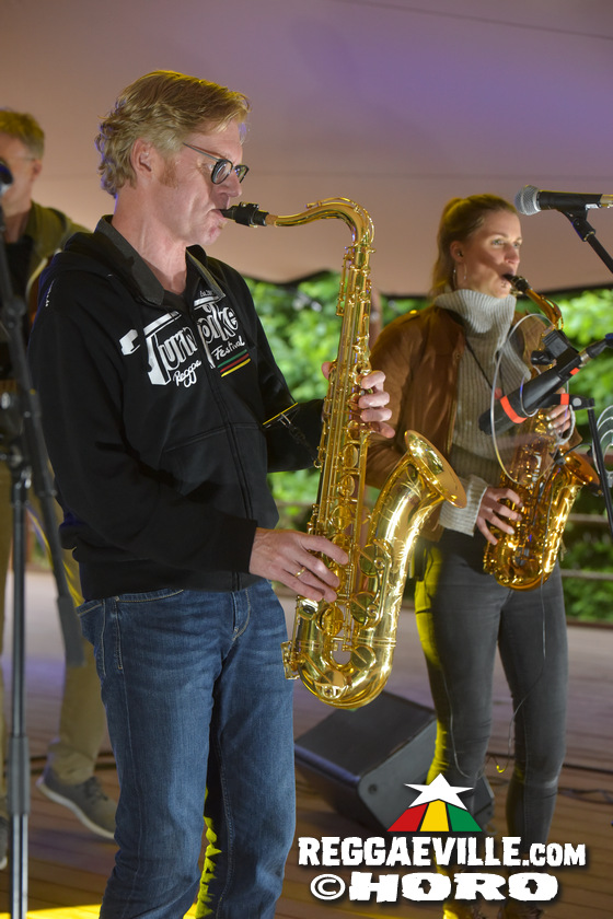 Irie Miah & The Massive Vibes, Sheriff's Soundpatrol