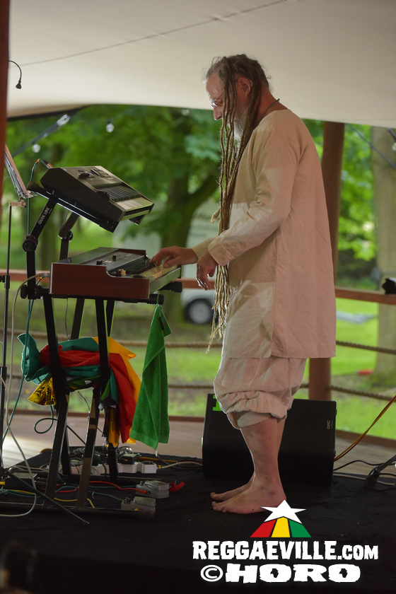 Irie Miah & The Massive Vibes, Sheriff's Soundpatrol