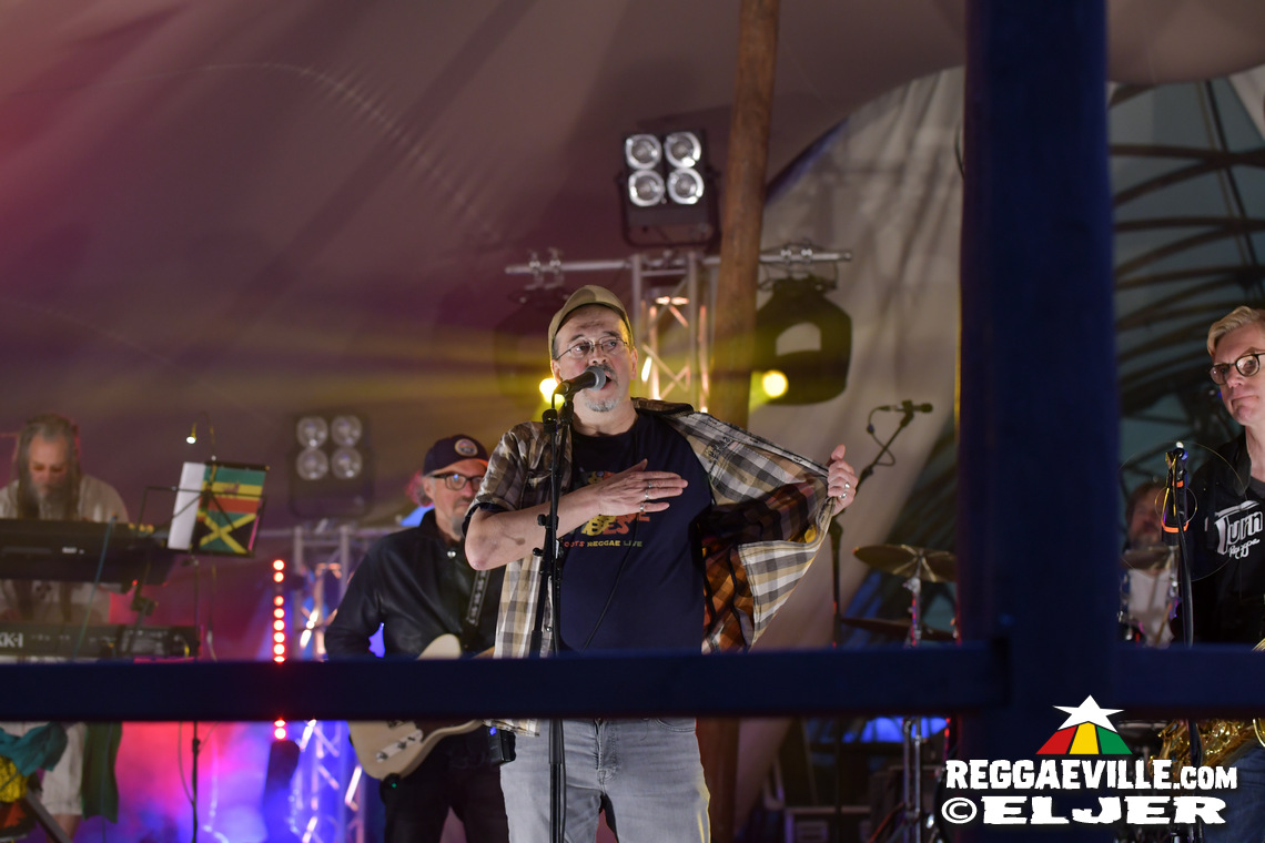 Irie Miah & The Massive Vibes, Sheriff's Soundpatrol