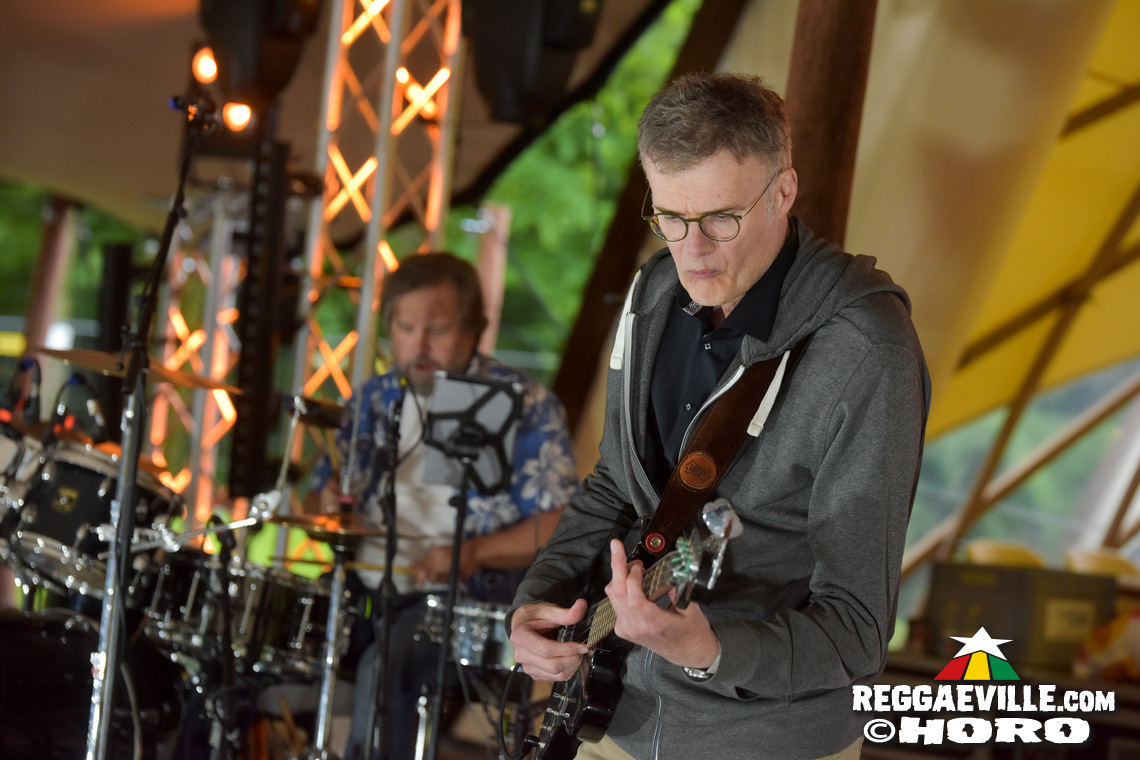 Irie Miah & The Massive Vibes, Sheriff's Soundpatrol