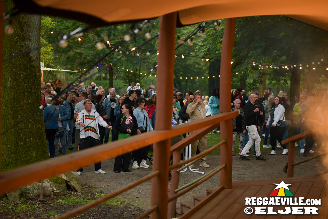 Irie Miah & The Massive Vibes, Sheriff's Soundpatrol