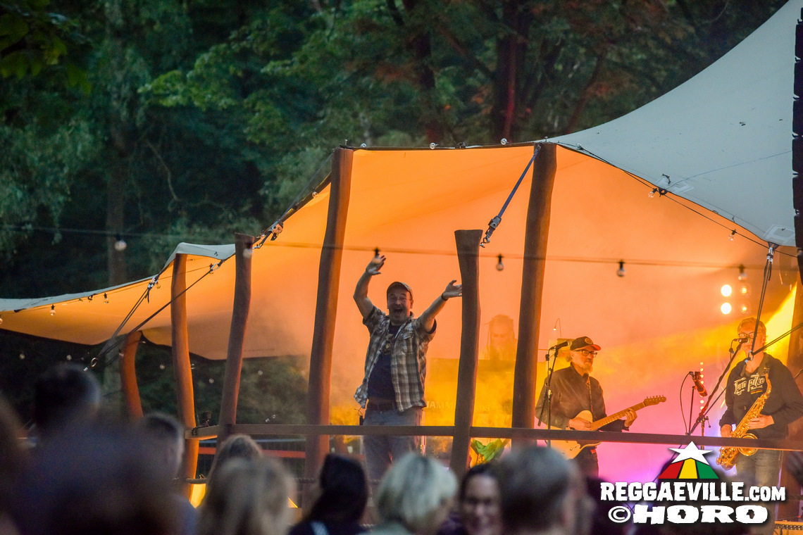 Irie Miah & The Massive Vibes, Sheriff's Soundpatrol