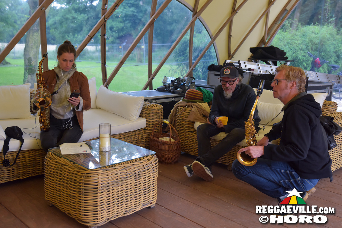 Irie Miah & The Massive Vibes, Sheriff's Soundpatrol