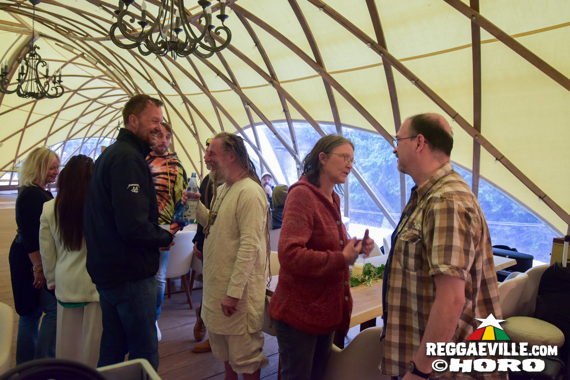 Irie Miah & The Massive Vibes, Sheriff's Soundpatrol