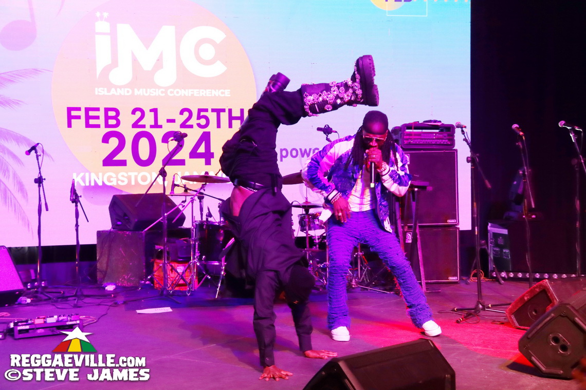 Shaggy, Wyclef Jean, Heavyweight Rockaz, Black Scorpio, Admiral T