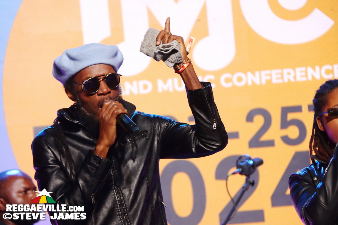 Shaggy, Wyclef Jean, Heavyweight Rockaz, Black Scorpio, Admiral T