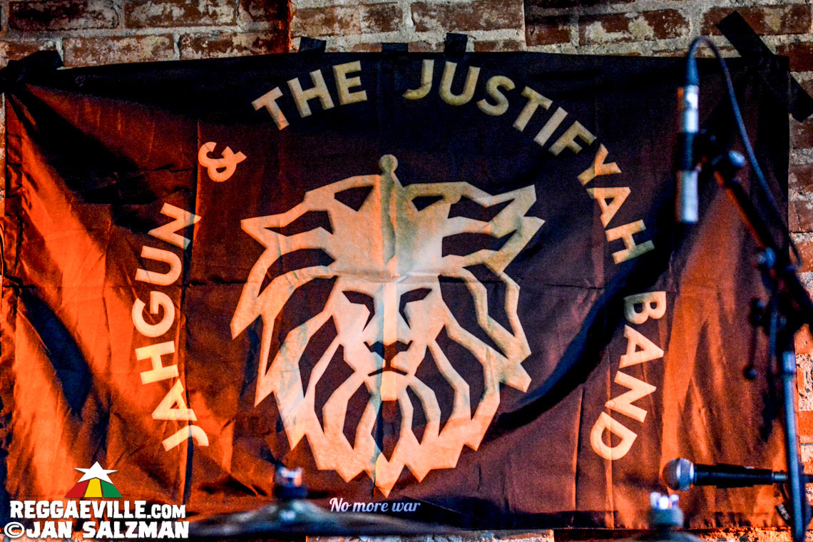 Israel Vibration & Roots Radics, Jahgun & Justifyah