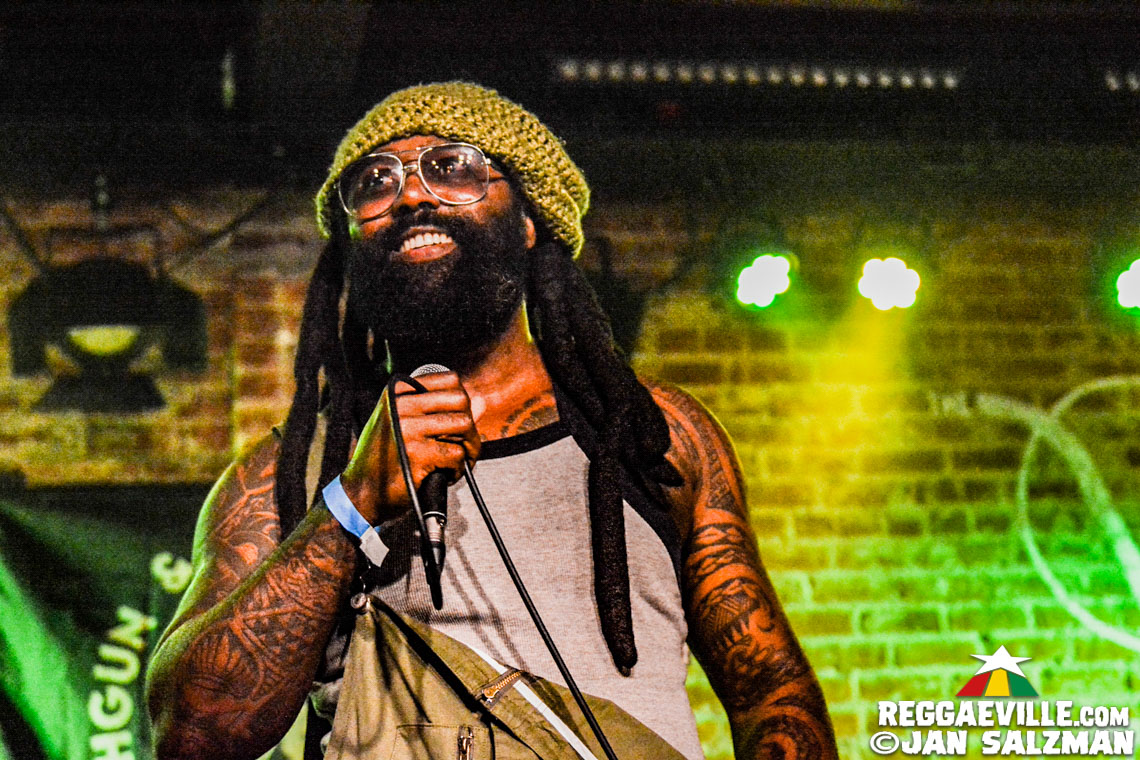 Israel Vibration & Roots Radics, Jahgun & Justifyah