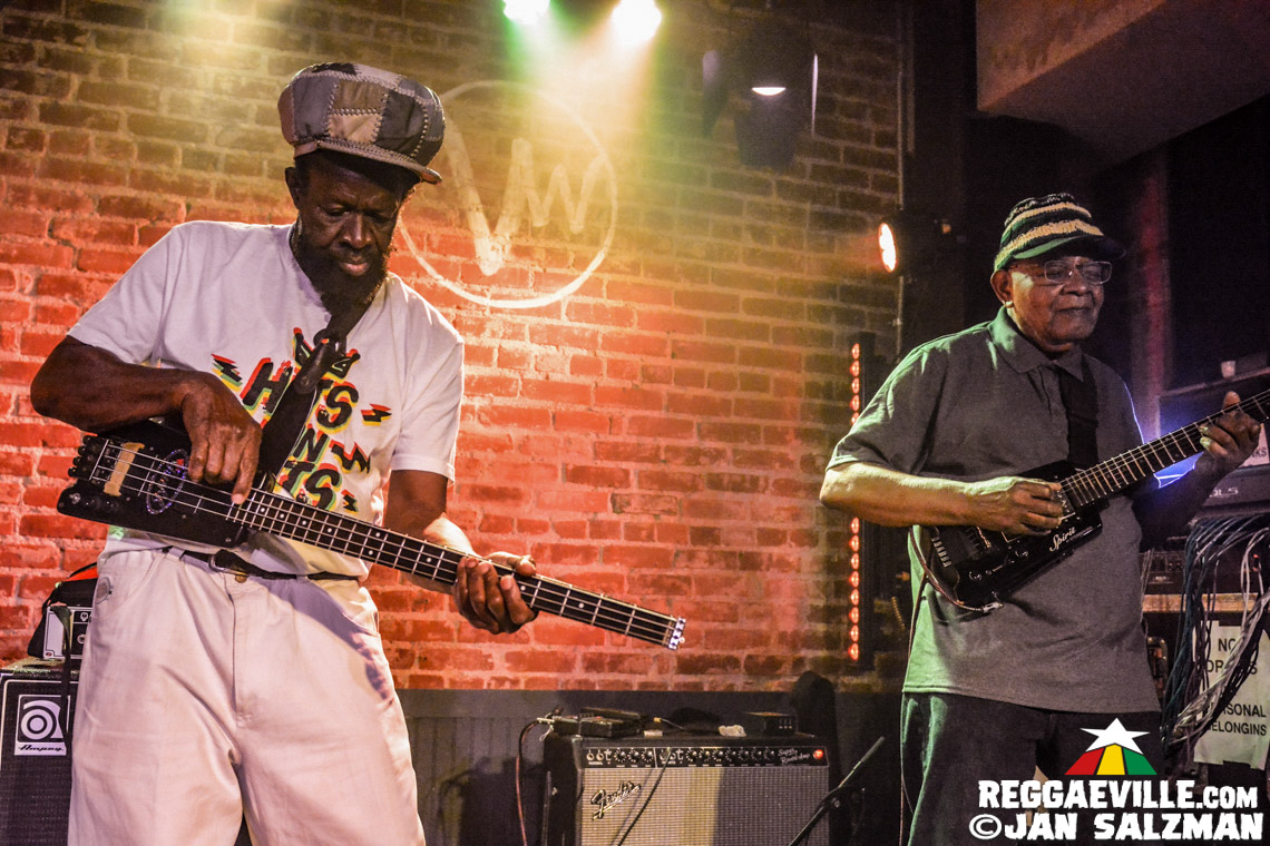 Israel Vibration & Roots Radics, Jahgun & Justifyah