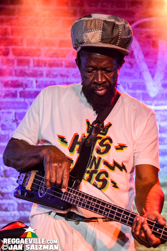 Israel Vibration & Roots Radics, Jahgun & Justifyah