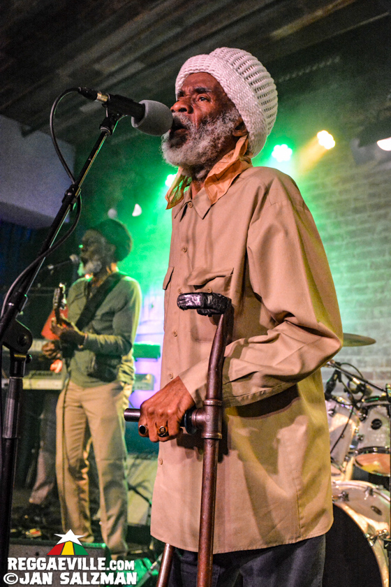 Israel Vibration & Roots Radics, Jahgun & Justifyah