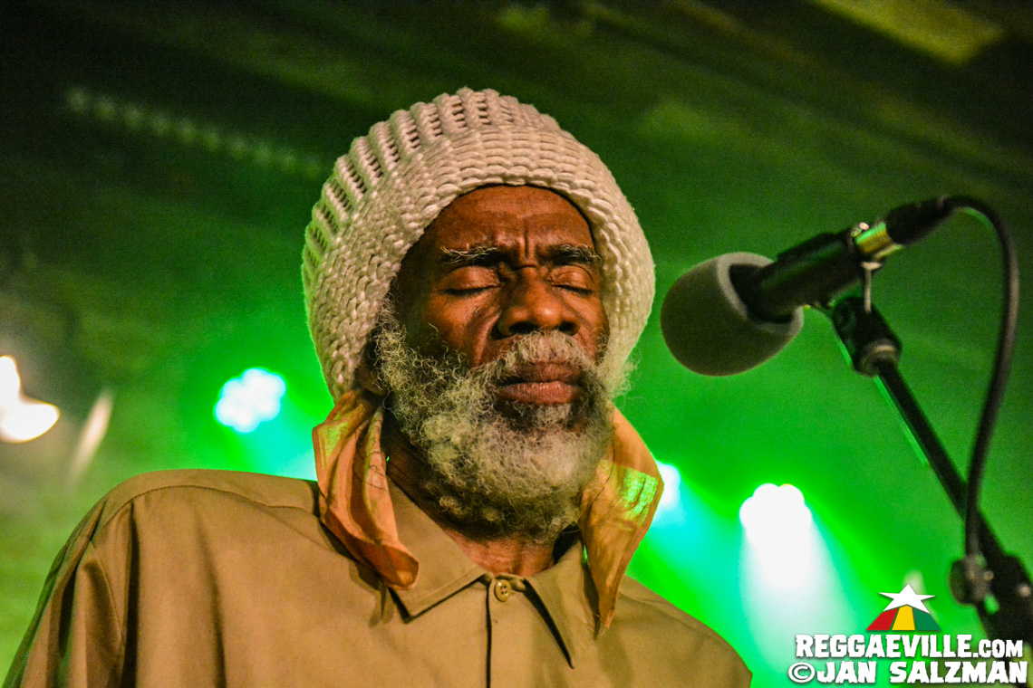Israel Vibration & Roots Radics, Jahgun & Justifyah
