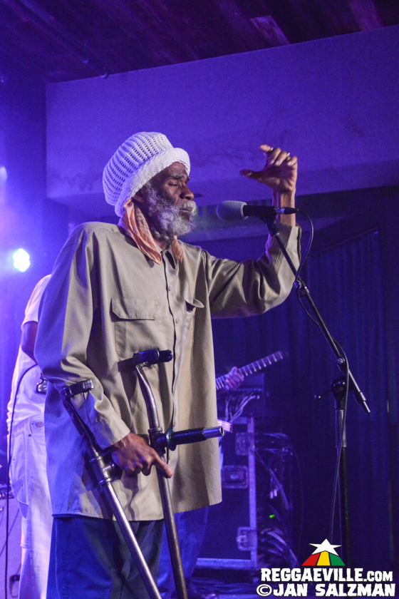 Israel Vibration & Roots Radics, Jahgun & Justifyah