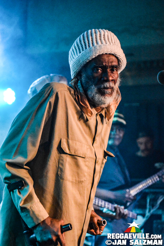 Israel Vibration & Roots Radics, Jahgun & Justifyah