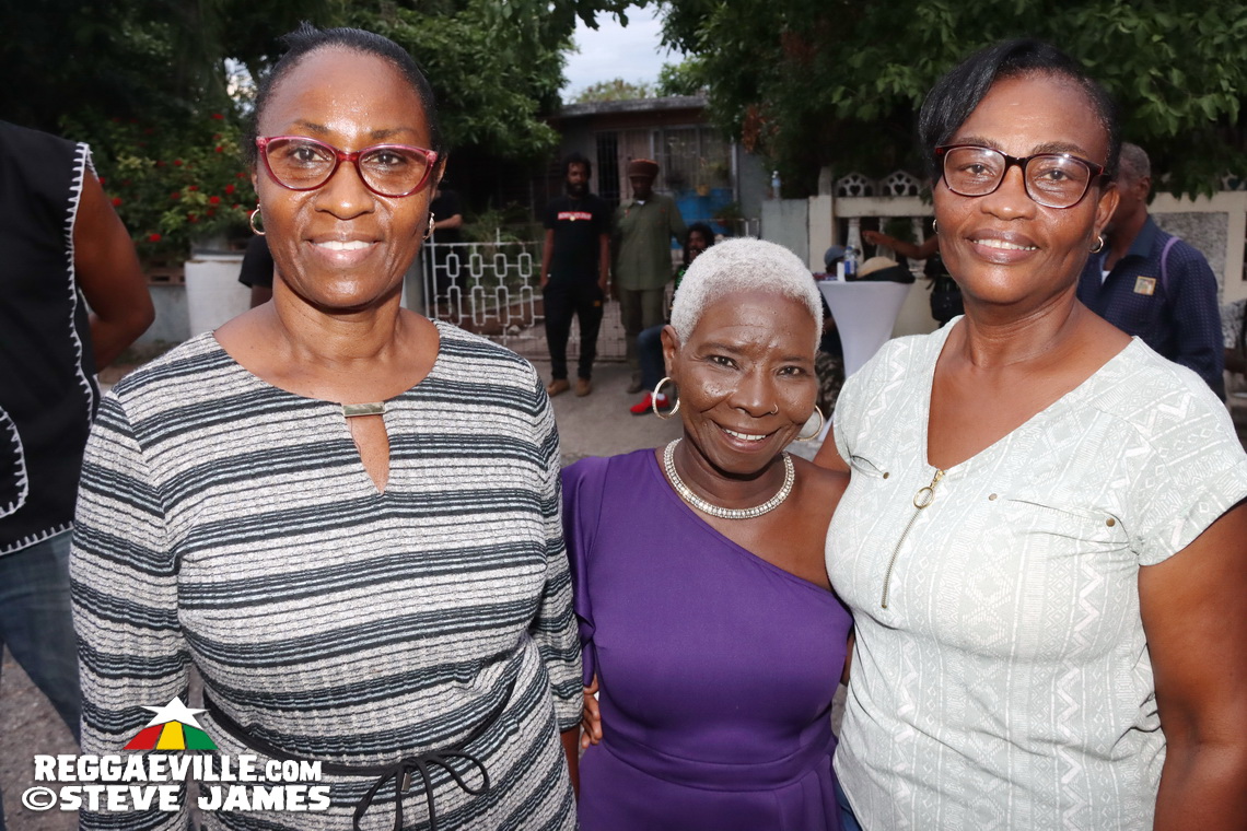 Earl Chinna Smith, Fred Locks, Duckie Simpson, Gabre Selassie