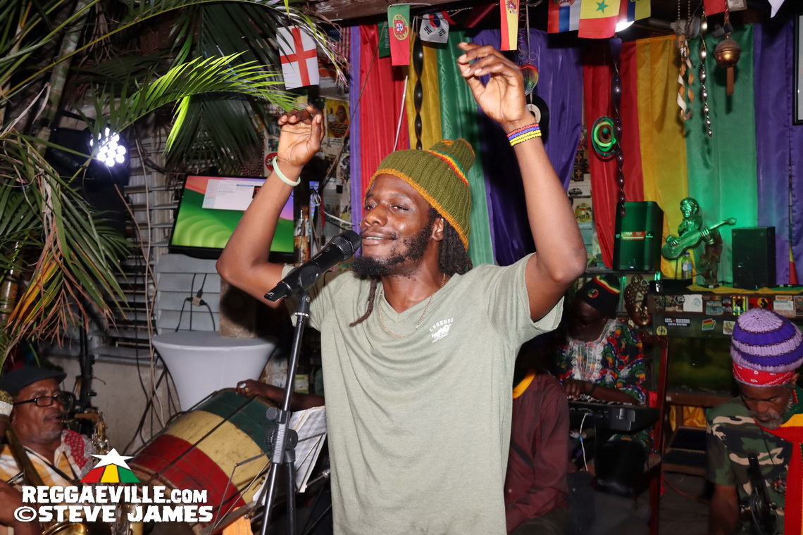 Earl Chinna Smith, Fred Locks, Duckie Simpson, Gabre Selassie