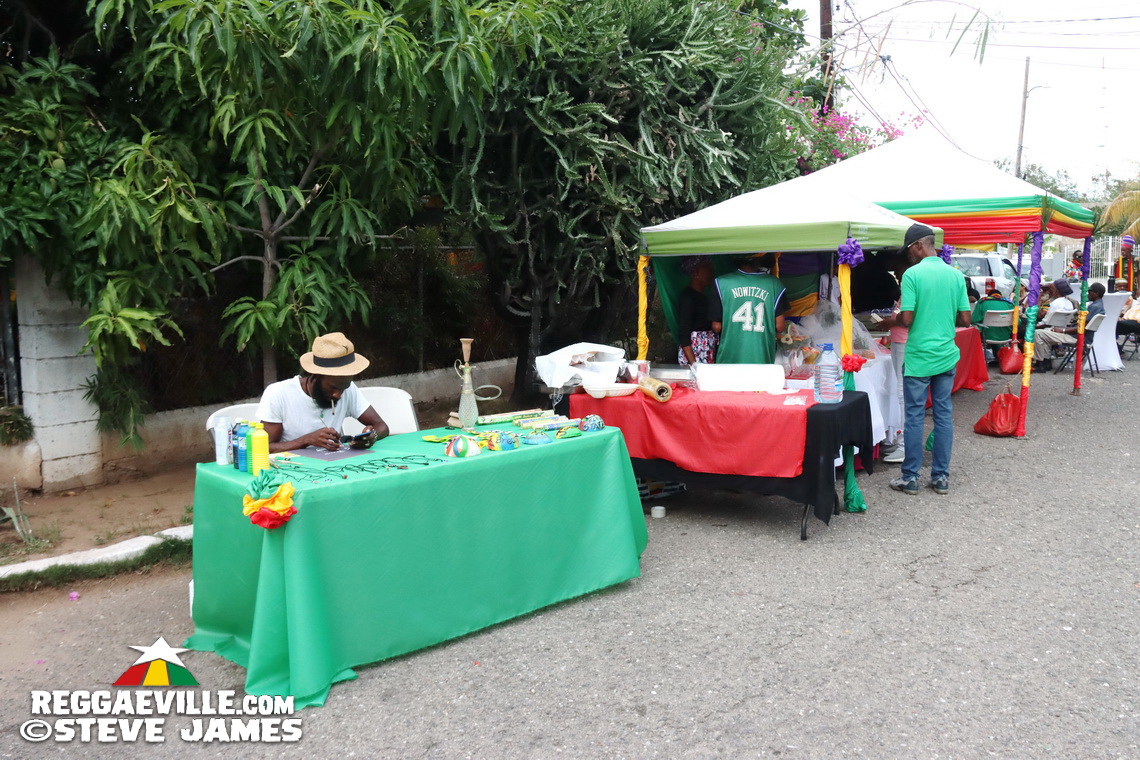 Earl Chinna Smith, Fred Locks, Duckie Simpson, Gabre Selassie