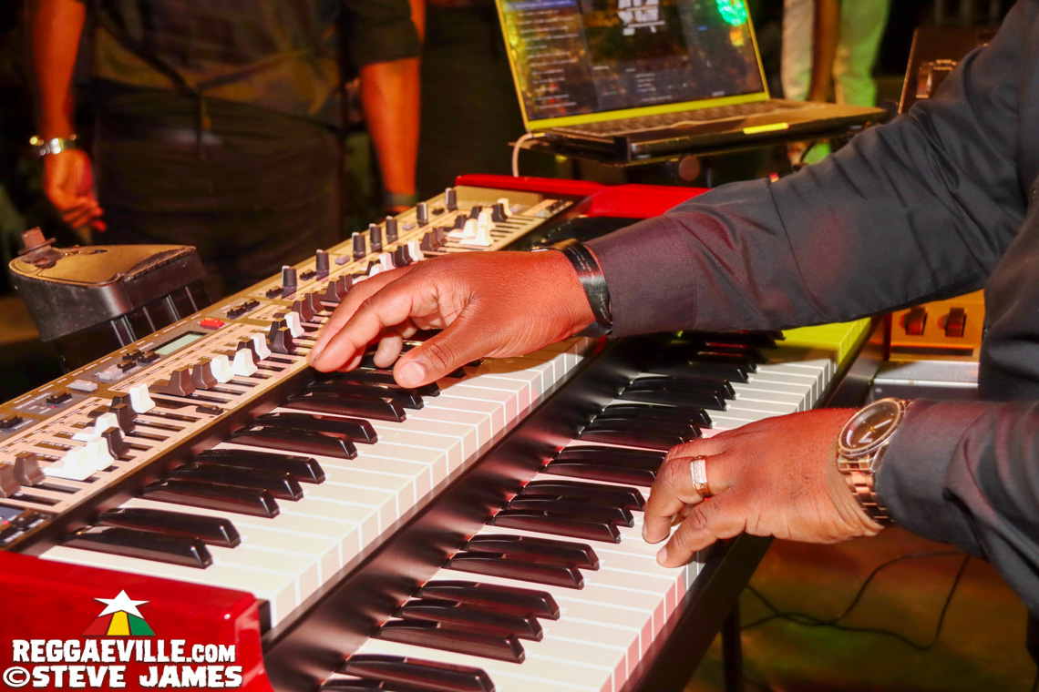 Leroy Sibbles, Etana, Duane Stephenson, Singing Melody, Dean Fraser