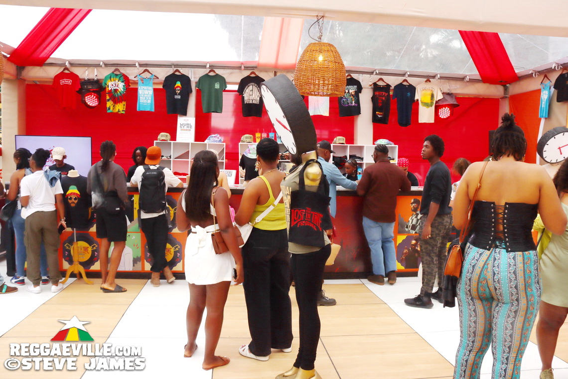 Ras I, Royal Blu, Runkus, Samory I