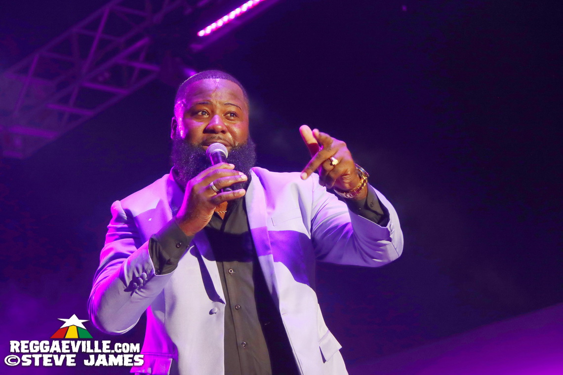 L.U.S.T, Akeen Fennell