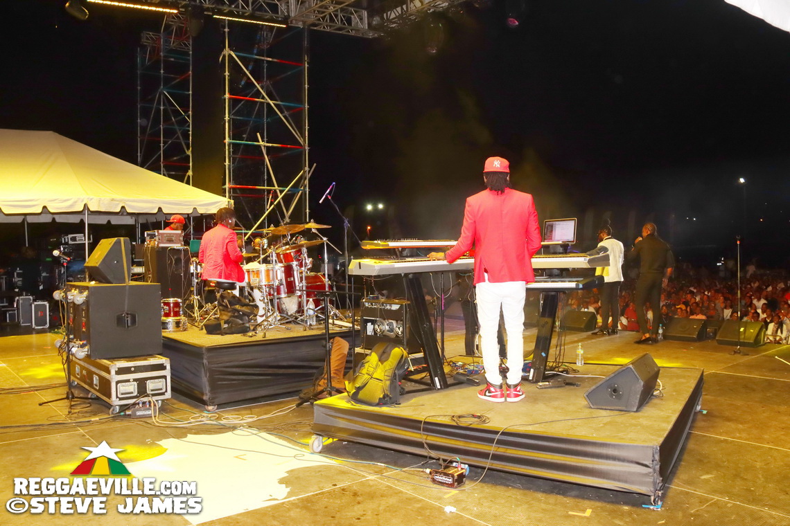 L.U.S.T, Akeen Fennell