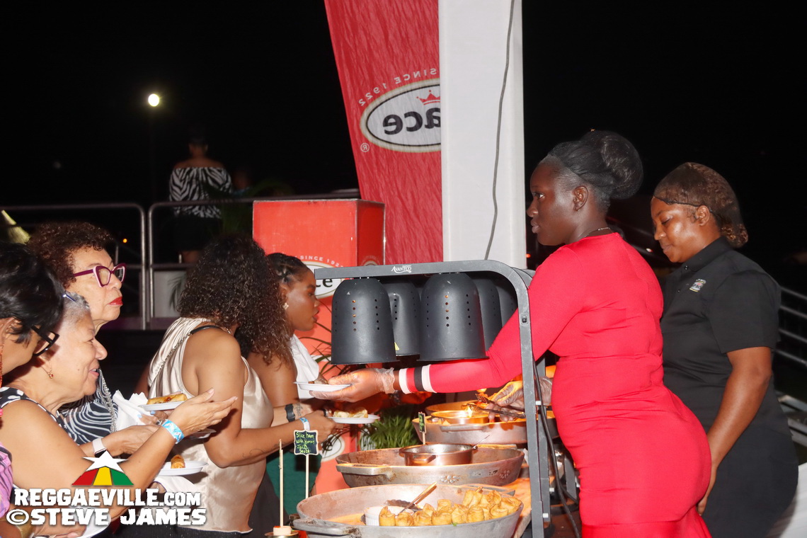 L.U.S.T, Akeen Fennell