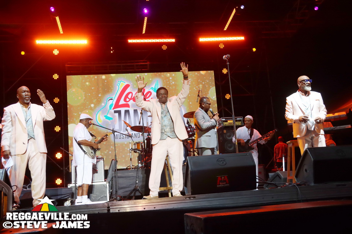 Sanchez, JOE, The Manhattans feat. Gerald Alston