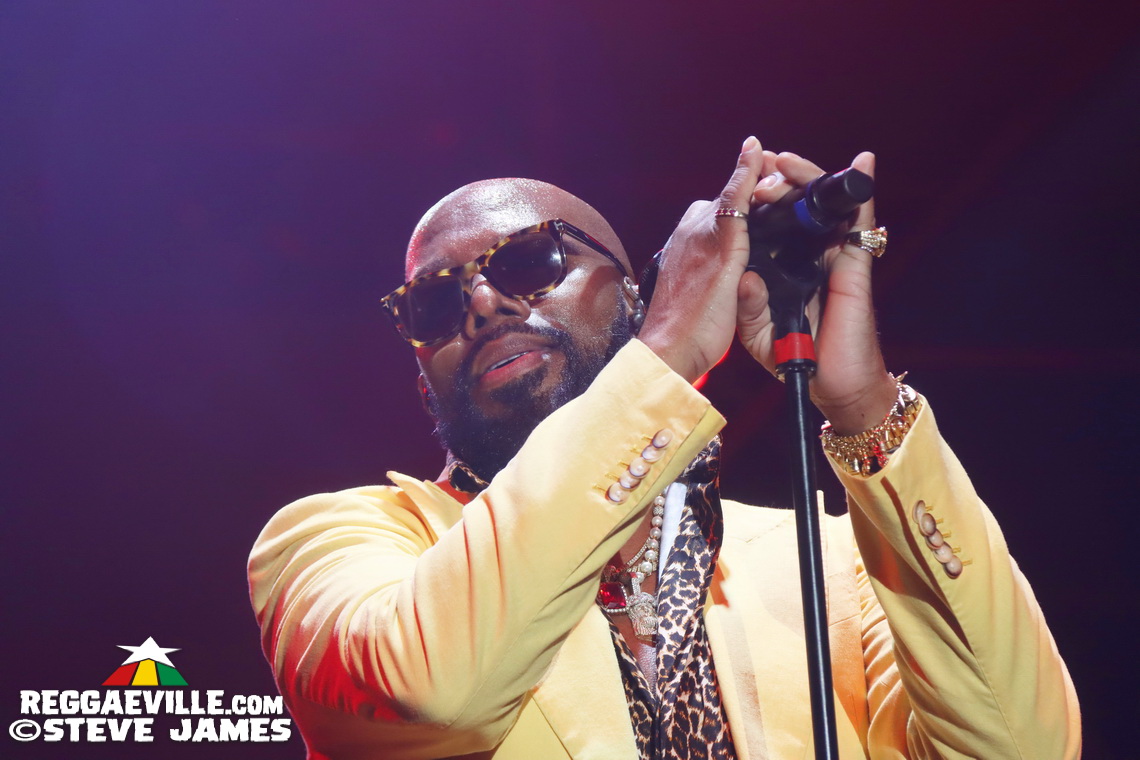 Sanchez, JOE, The Manhattans feat. Gerald Alston