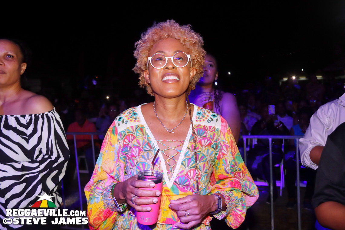 Sanchez, JOE, The Manhattans feat. Gerald Alston