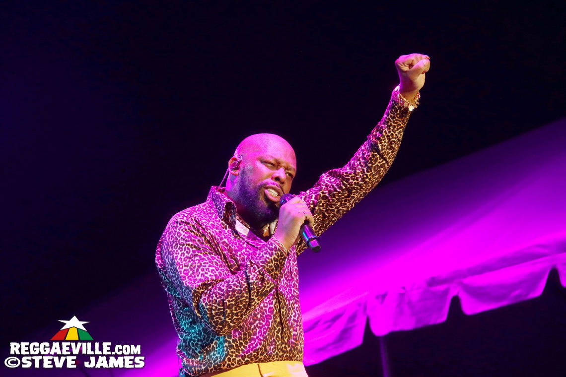 Sanchez, JOE, The Manhattans feat. Gerald Alston