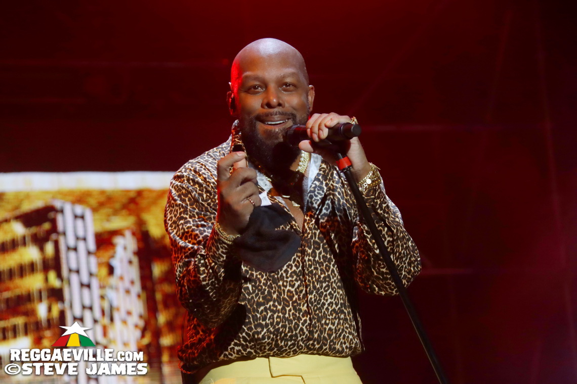 Sanchez, JOE, The Manhattans feat. Gerald Alston